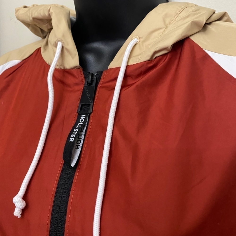 Hollister Crop Shell Jacket - Picture 4 of 8